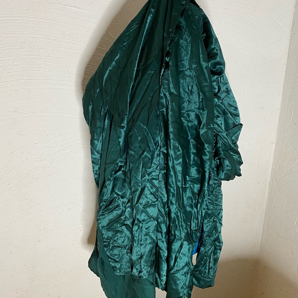The Long Sleeve Shirt Dress in Emerald
L'Academie - Picture 4 of 5